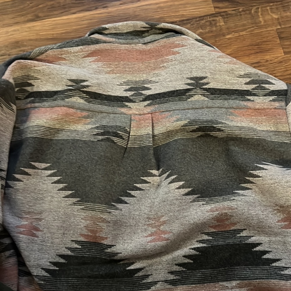 Aztec coat - Picture 4 of 5